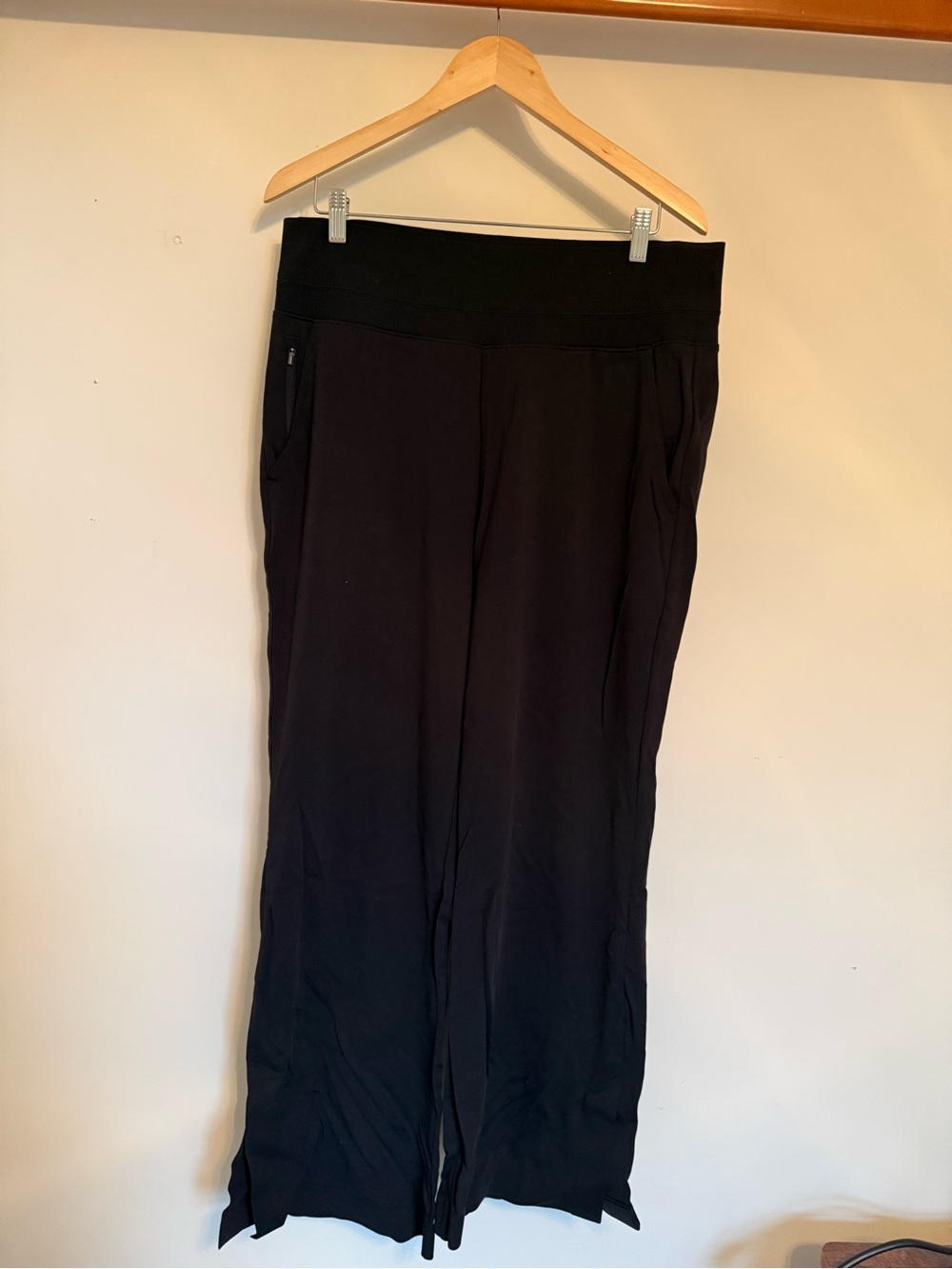 Athleta Nolita Wide Leg High Rise Active Pants 👯‍♀️